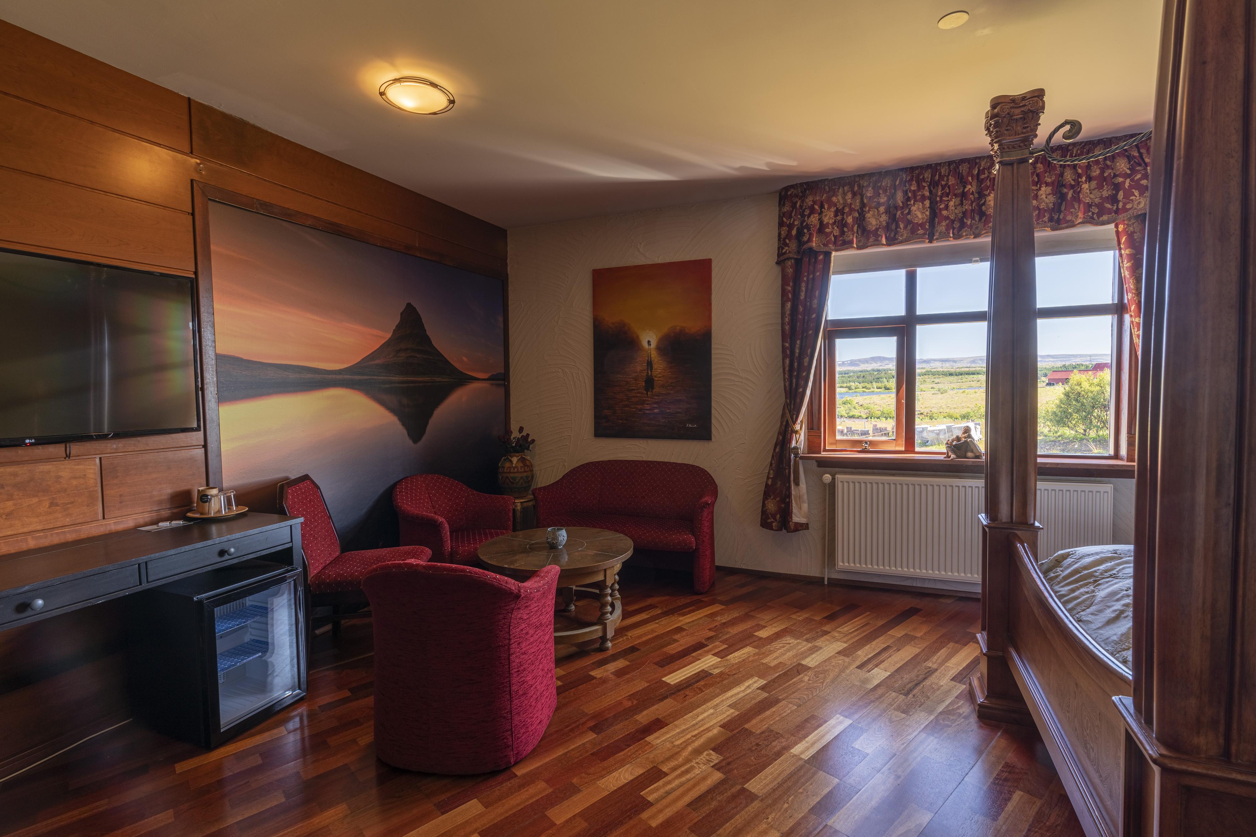 Hotel Kriunes 4*